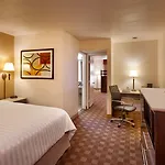 Cortona Inn And Suites Anaheim Resort